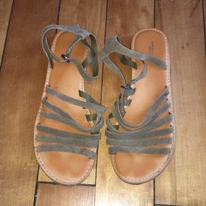 American eagle strappy sandals